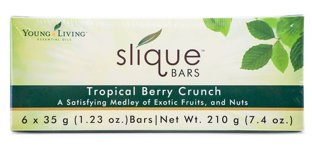 The Oil House | Tropical Berry Crunch Natural Snack Bar | This snack bar can help create feelings of satiety, with natural ingredients to carry you through the afternoon.